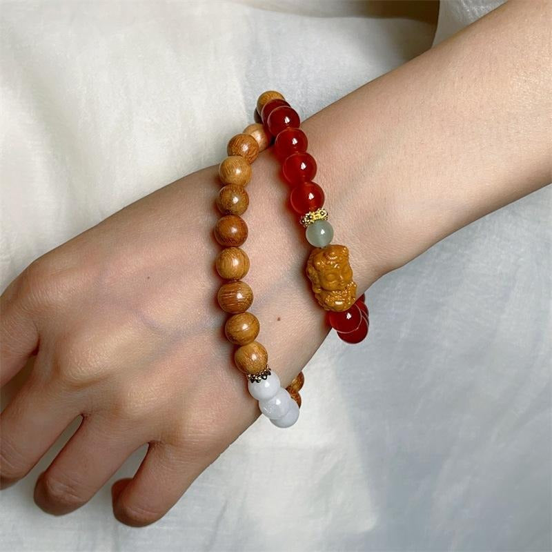 Double-Strand Agate & Sandalwood Tara Bracelet – Modern Chinese Elegance